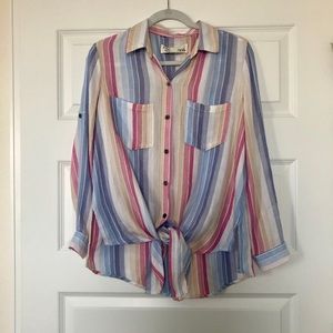 Vintage Havana Tie Front Blouse w Cross Back